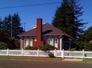 1515 2nd St, Florence, OR 97439