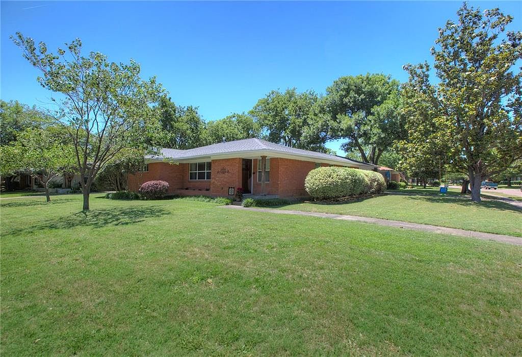 ③、♡ 8944 98th St, Woodhaven, NY 11421 | For Sale ($1,025,000