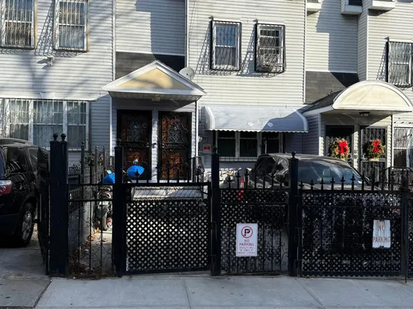 969 E 179th Street, Bronx, NY 10460