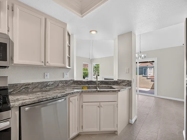 25082 Camino Del Mar #C — Photo 6