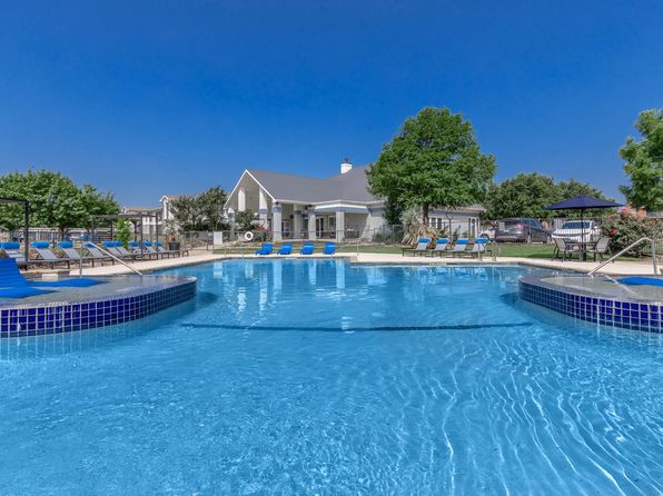 1512 Hollowhill Dr #902