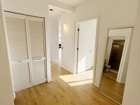 4th image of 1111 S Wabash Ave APT 803