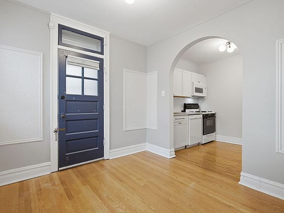 5th image of 3636 Grand Blvd #1S