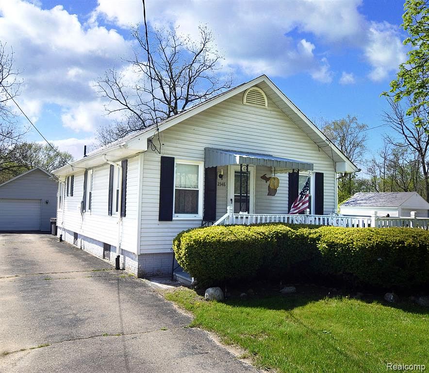 2348 Christner St, Burton, MI 48519 Zillow