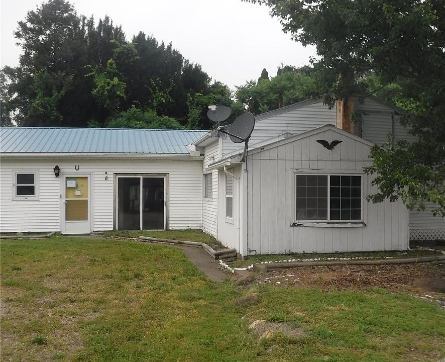 1st image of 10058 Davis Rd