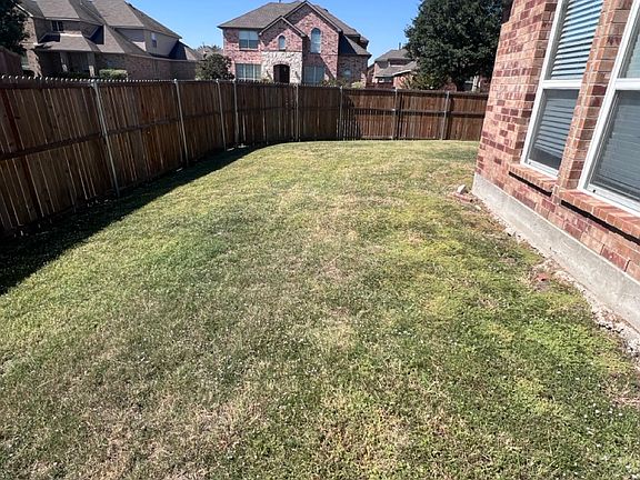 4th image of 7602 Westover Dr