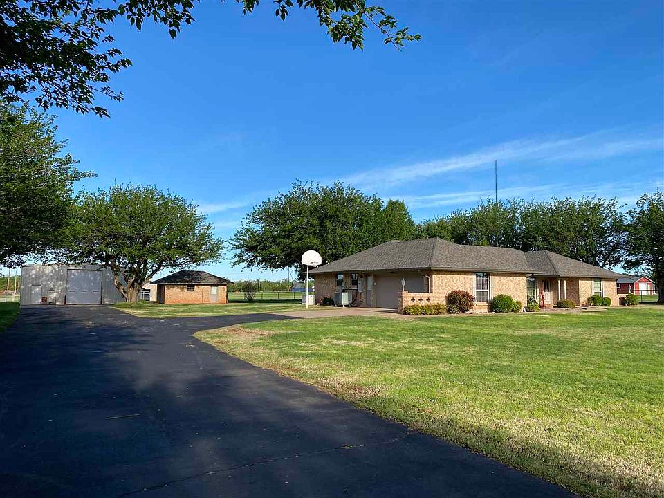 13727 NE Kleeman Rd, Elgin, OK 73538 Zillow