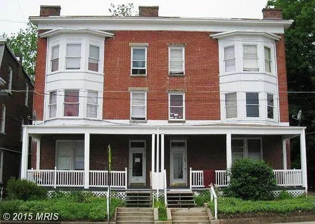 Building Photo 4