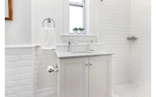 Sold by Douglas Elliman | media 16