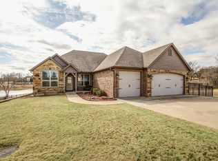 795 W Northlake Dr, Tahlequah, OK 74464