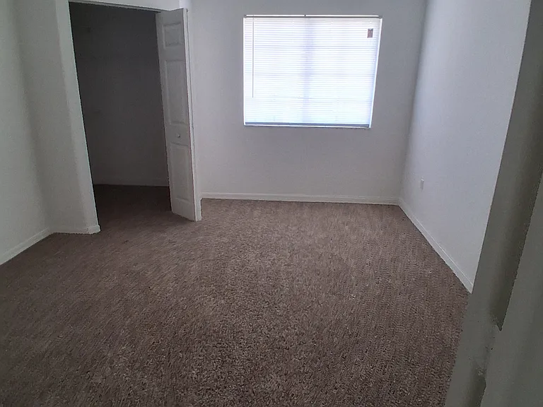 11165 SW 6th St #305 — Photo 22