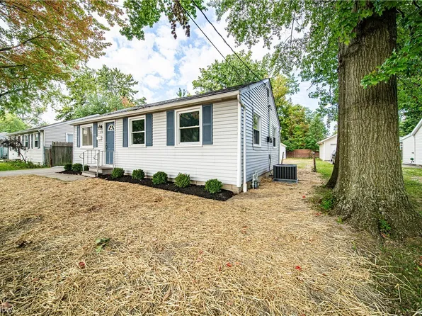 1178 E 360th St, Eastlake, OH 44095