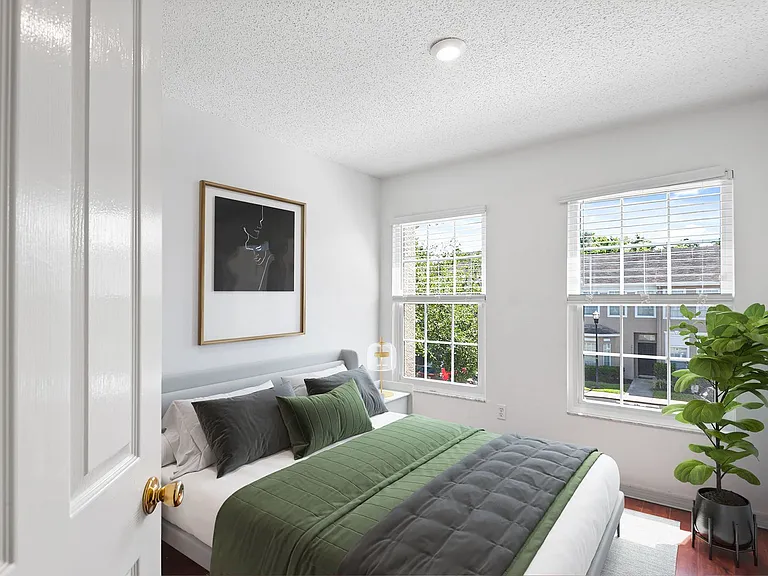 10112 Farmingdale Pl — Photo 10