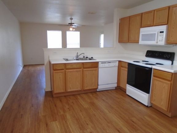 2nd image of 4924 Parkrise Dr