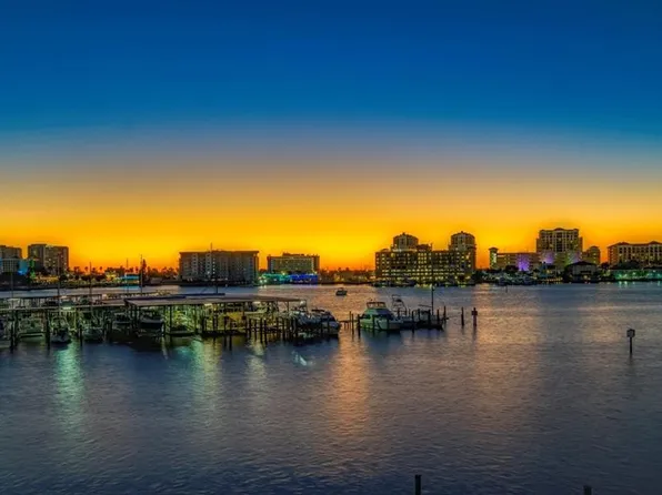 200 Dolphin Point APT 301, Clearwater, FL 33767