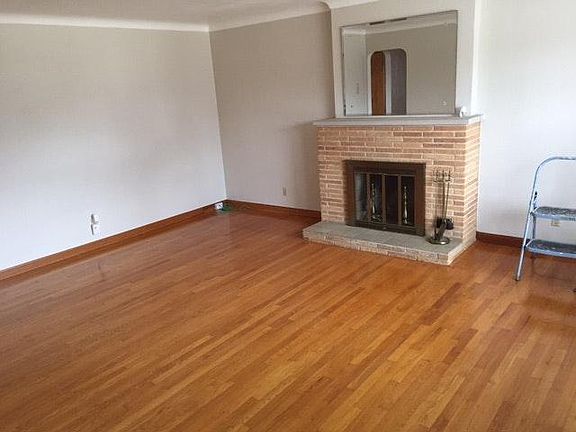 2nd image of 10632 W Knollshire Dr