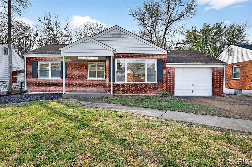 9518 Anchorage Ln photo 1
