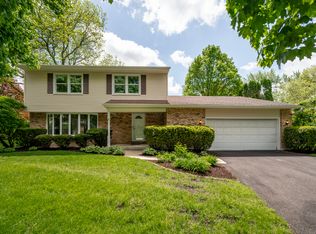 616 Bull Run Ct, Naperville, IL 60540