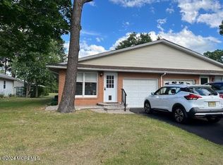 37 Dogwood Rd #4, Manahawkin, NJ 08050