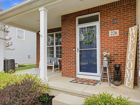 3rd image of 226 Flushing Way