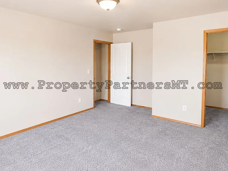 892 N River Rock Dr — Photo 13