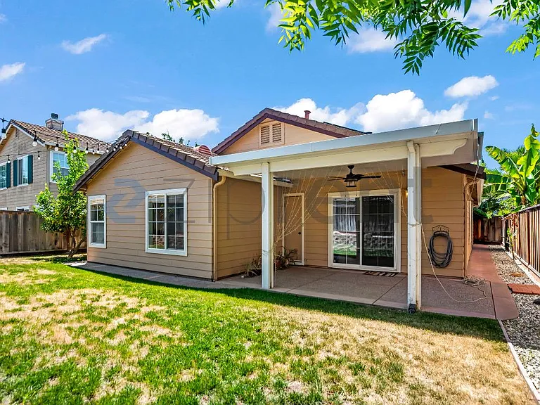 6444 Half Dome Ct — Photo 24