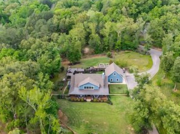 224 Graves Ln, Buchanan, TN 38222
