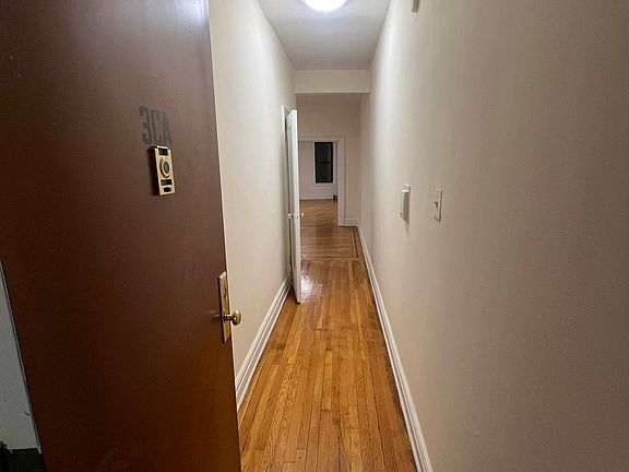 4th image of 7811 Kew Forest Ln APT 3CA
