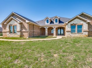 760 Alysa Ln, Waxahachie, TX 75167