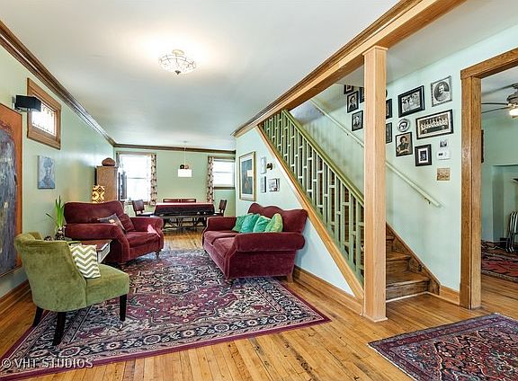 3rd image of 6531 N Bosworth Ave