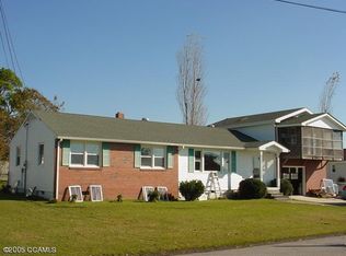 506 W Shore Dr, Swansboro, NC 28584