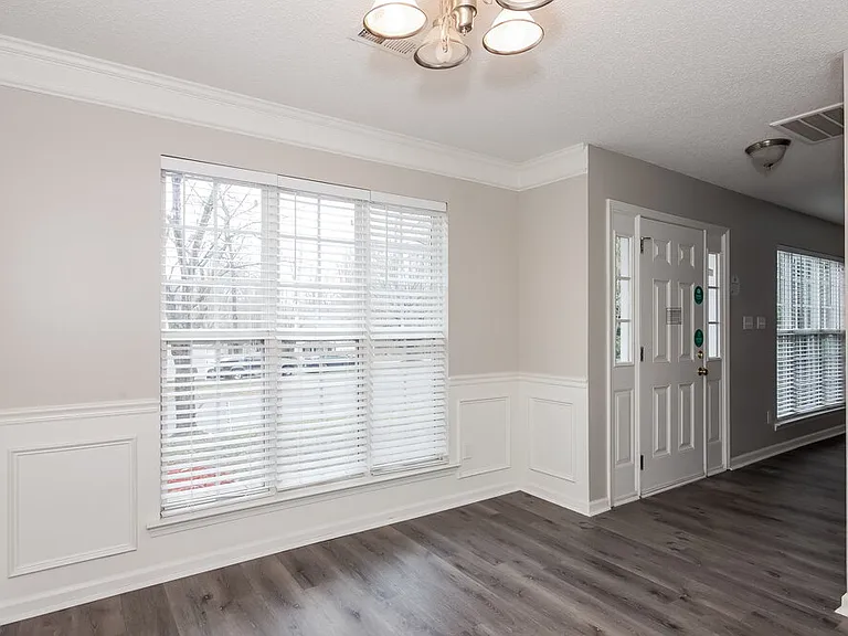 5937 Hedgecrest Pl — Photo 6