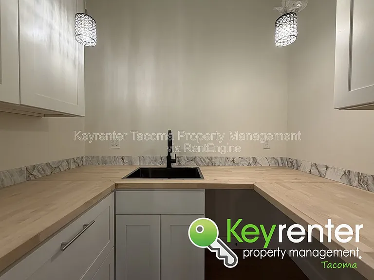 16517 48th St NW — Photo 7