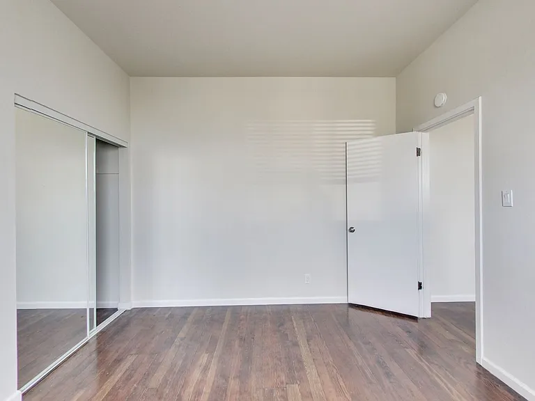 2228 Union St #209 — Photo 6