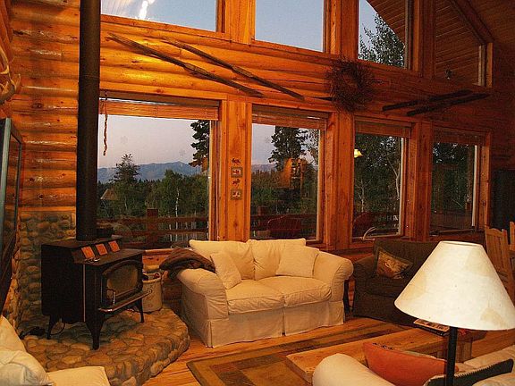 High efficiency wood stove