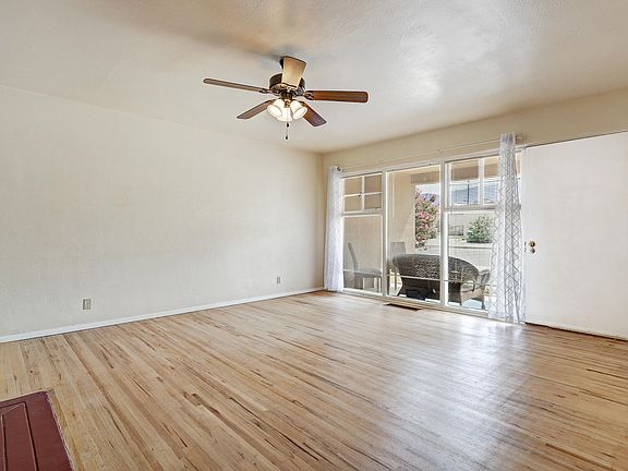 4th image of 1317 Parsifal St NE