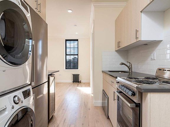 5th image of 946 Bushwick Ave APT B9
