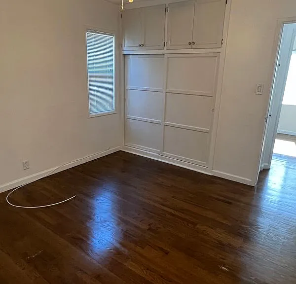 7400 Midfield Ave — Photo 5
