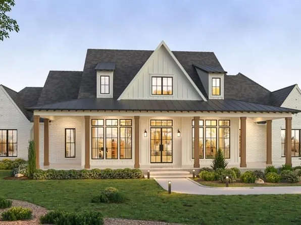 106 Sycamore Dr, Carrollton, GA 30117