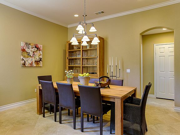 Forrnal Dining Room