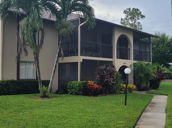446 Pine Glen Ln APT B-2, Greenacres, FL 33463