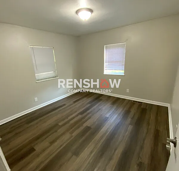 211 Cross St — Photo 9