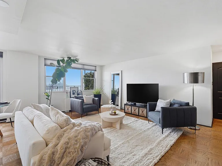 6040 Boulevard East #23F — Photo 2
