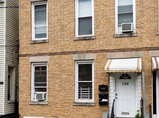 199 Freeman Ave Floor 2, Jersey City, NJ 07306