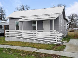 506 W 4th St, Sprague, WA 99032