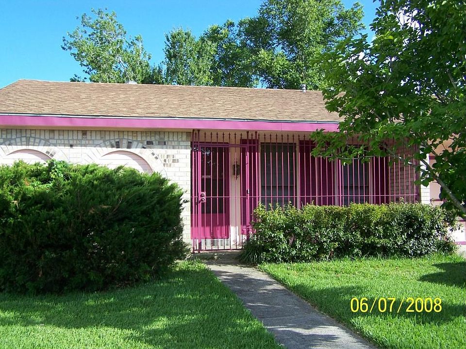 1st image of 3841 Chriswood Ln