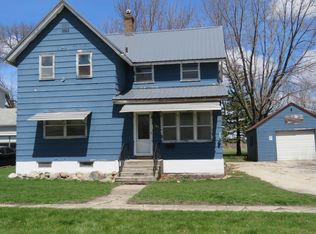 105 6th Ave NW, Clarion, IA 50525
