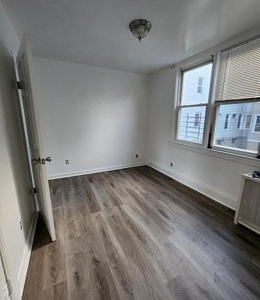 3rd image of 124 Convent Pl Floor 1