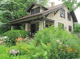 716 Walnut St, Iowa City, IA 52240