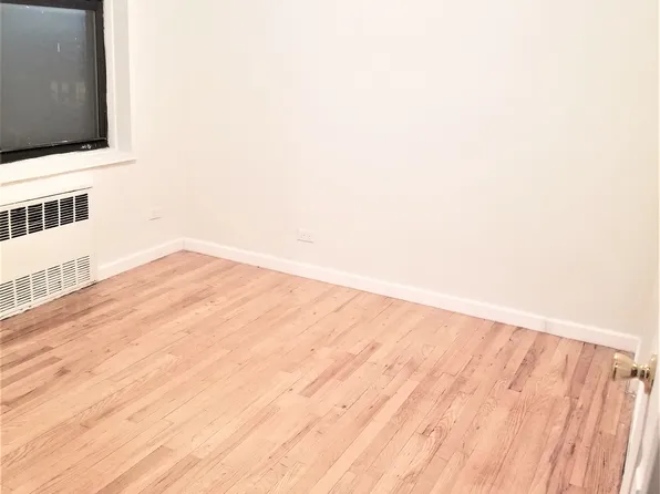 1577 East 17th Street image 10 of 21